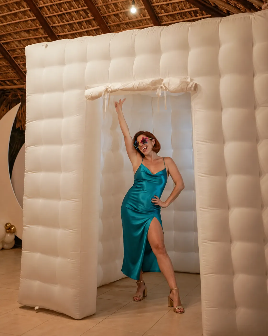 Invitada en la cabina Baja Booth